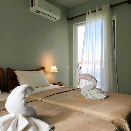 Siora Angie Agios Gordios (Corfu)